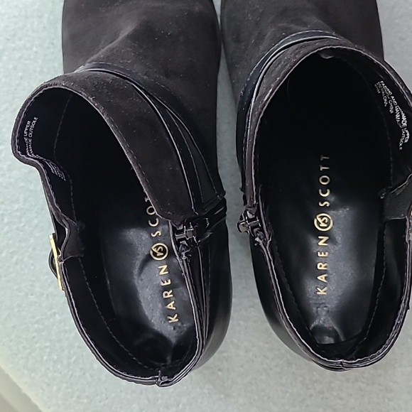 KAREN SCOTT Black Strap Detail Ankle Boots - Size 9.5M - Picture 9 of 12